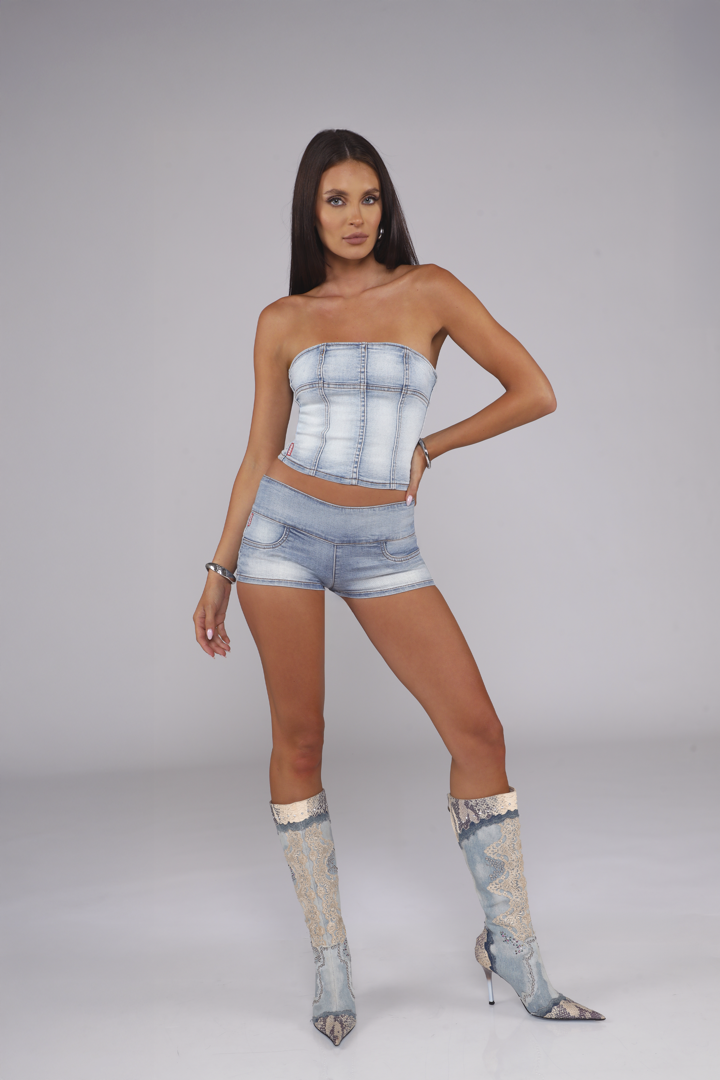 SIENA SHORT / CLOUD 9