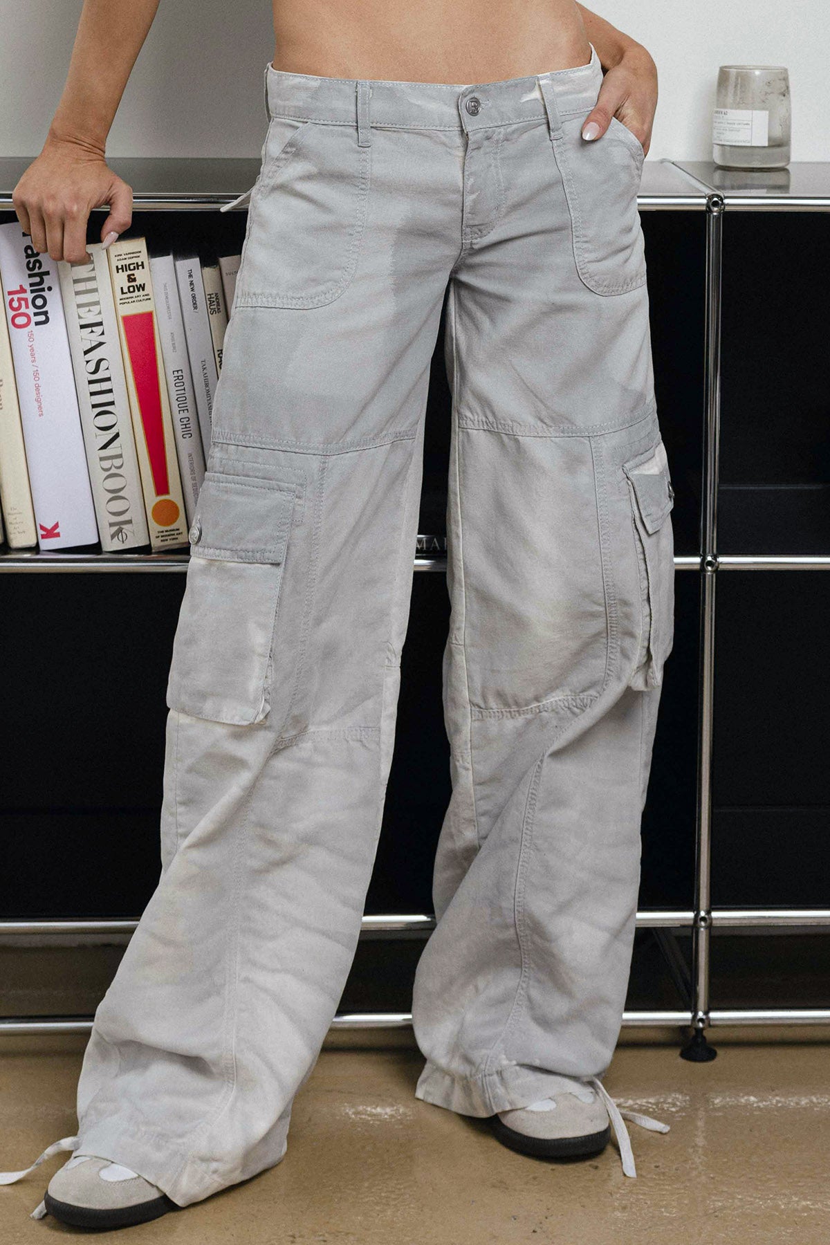 Amelia Pant / Avalon